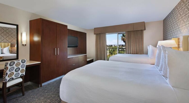 Hotel Embassy Suites Anaheim North