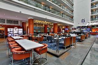 Hotel Embassy Suites Lakefront