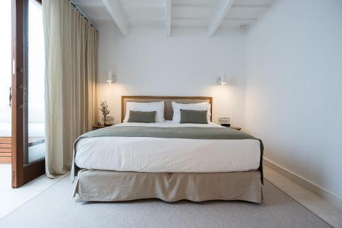 Hotel S'hotelet D'es Born - Suites & Spa