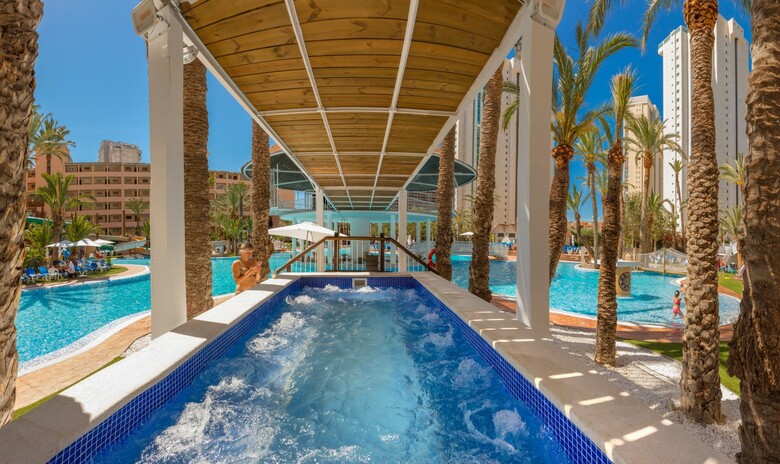Aparthotel Magic Tropical Splash