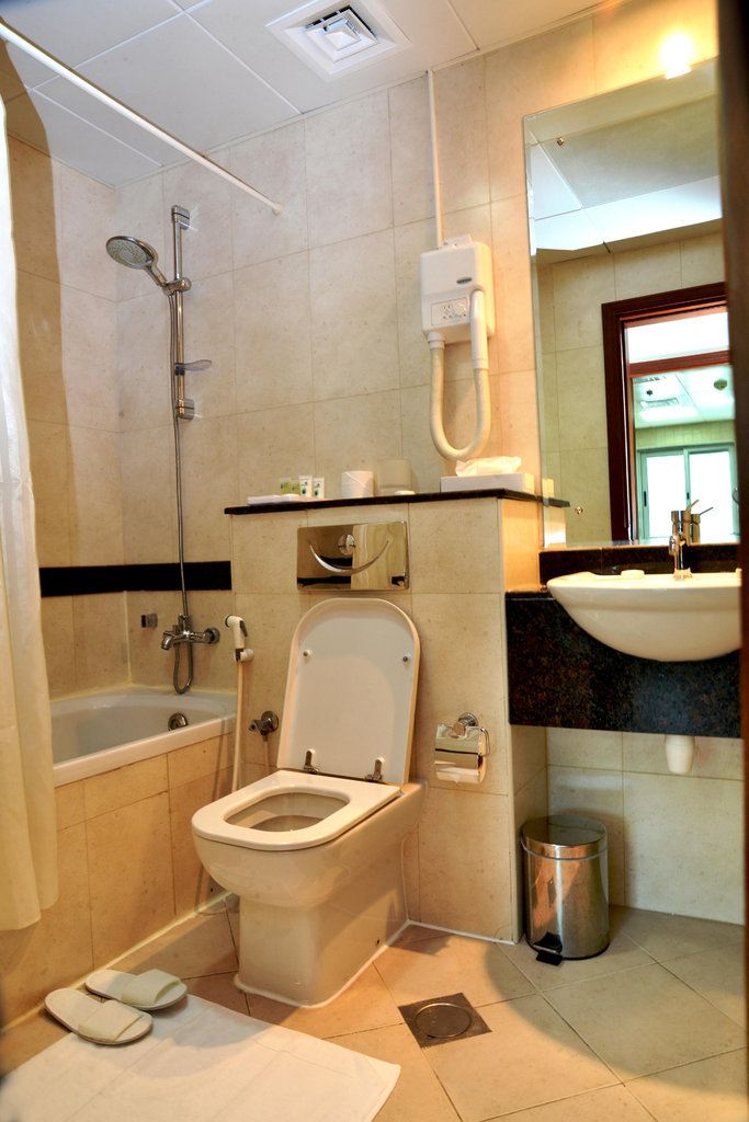 Legacy Hotel Apartment-tecom