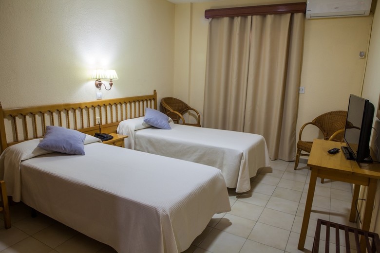 Hotel Tres Jotas