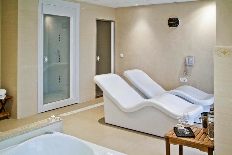 Hotel Rosaleda Del Mijares