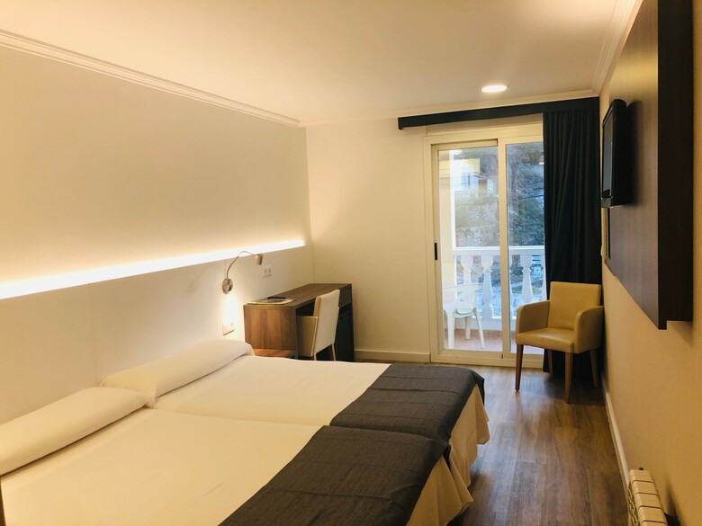 Hotel Rosaleda Del Mijares