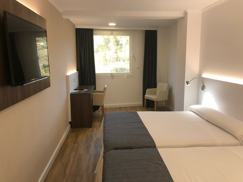 Hotel Rosaleda Del Mijares