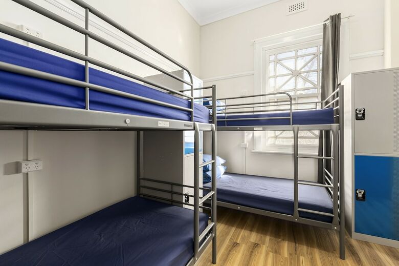 Hostal Sydney Backpackers