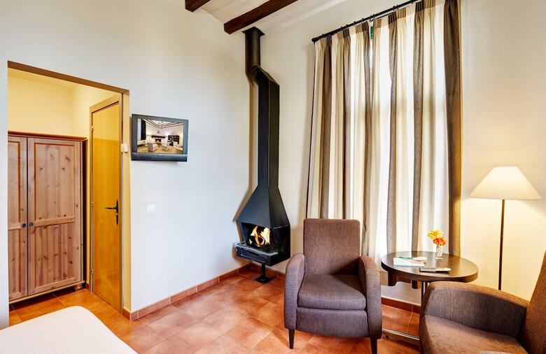 Hotel Rural Y Apartamentos Sercotel Villa Engracia