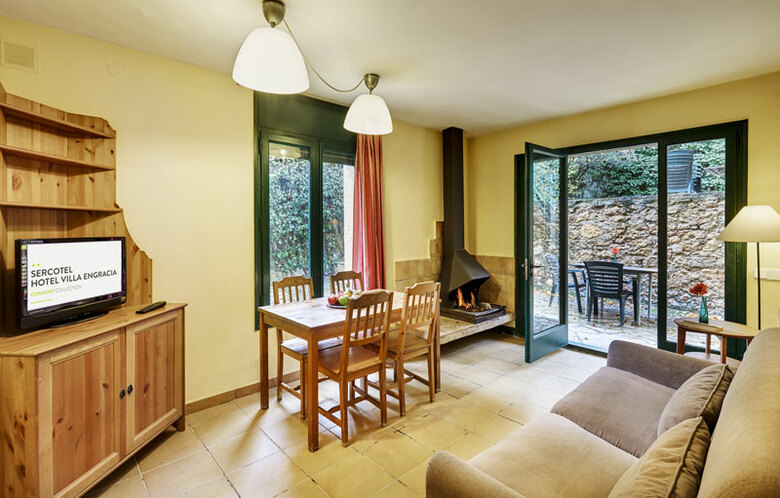 Hotel Rural Y Apartamentos Sercotel Villa Engracia