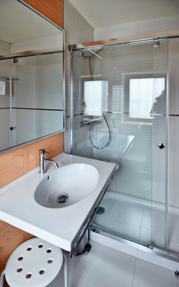 Residencia Apartamentos Maria Luisa