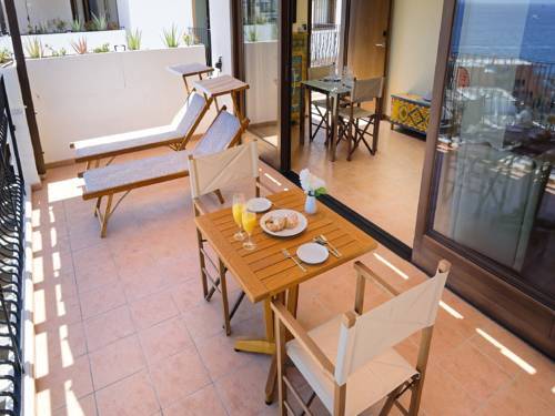 Apartamento Idyll Suites - Adults Only
