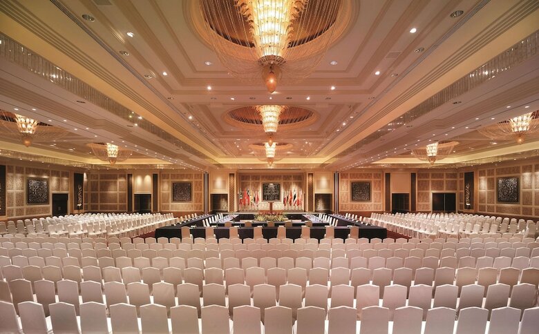 Hotel Makati Shangri-la Manila (Dlx)