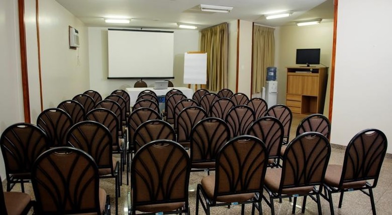 Cesar Park Hotel