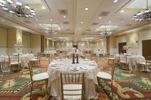 Hotel Embassy Suites Tampa - Downtown Convention Center