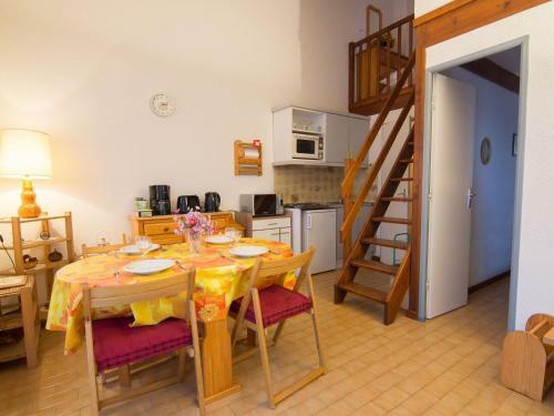 Apartamento Holiday Home Les Charmilles.6