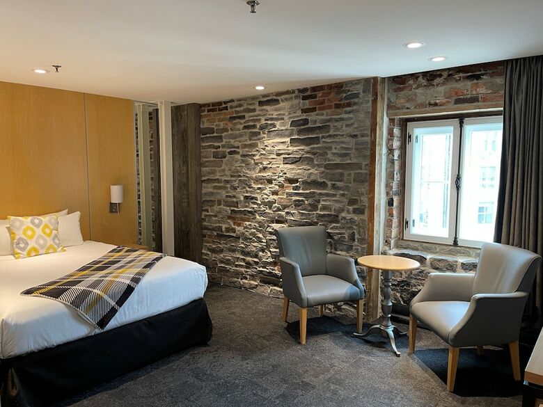 Hotel Du Vieux Quebec