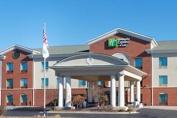 Holiday Inn Express Hotel  Suites Little Rock