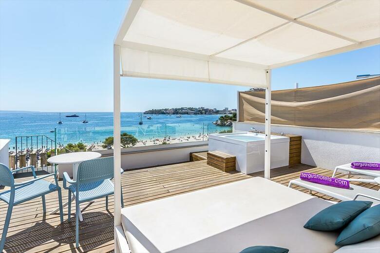 Hotel Fergus Style Palmanova
