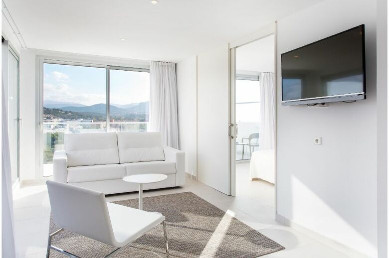 Reverence Life Hotel - Adults Only