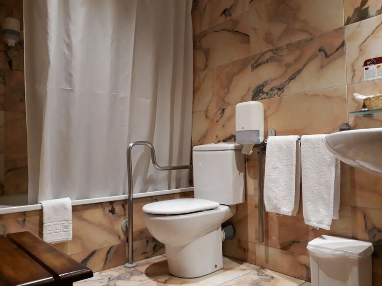 Hotel Husa Eth Pomer