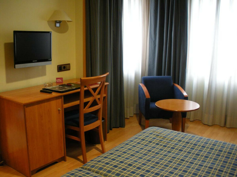Hotel II Castillas