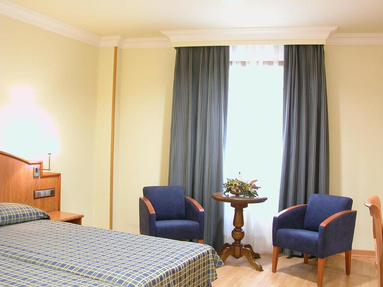 Hotel II Castillas