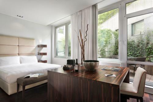 Hotel The Gray