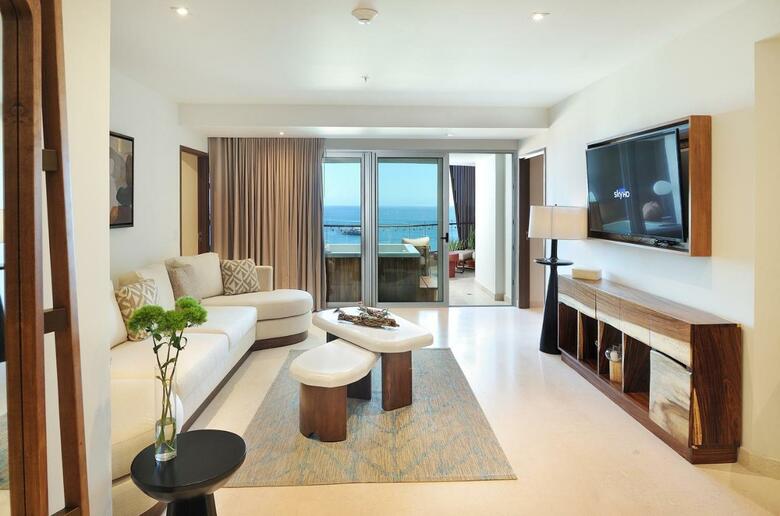Hotel Coraz�n Cabo, A Noble House Resort