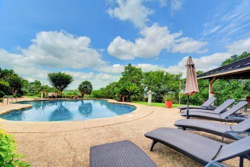 Hill Country Villa