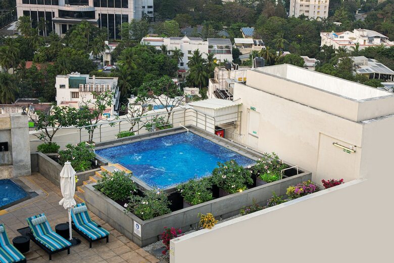 Hotel Somerset Greenways