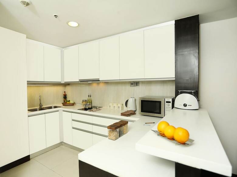 Hotel Somerset Greenways