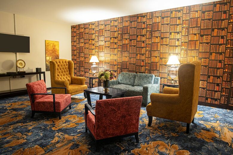 Hotel Somerset Greenways