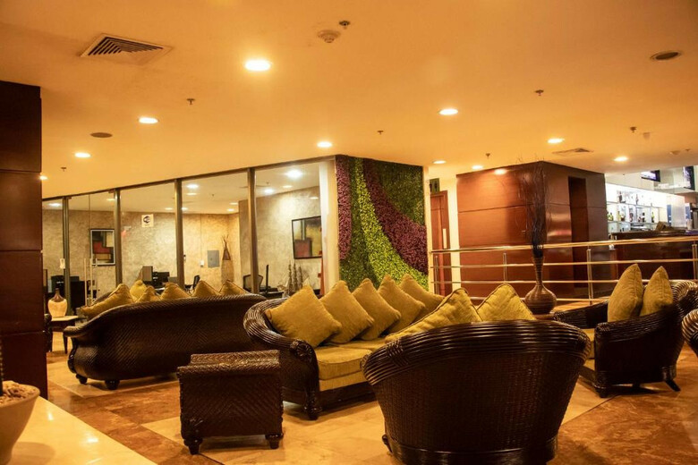 Radisson Col�n 2000 Hotel & Casino