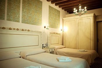 Hotel La Casa De Las Mercedes