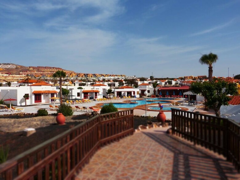 Apartamentos Bungalows Castillo Beach