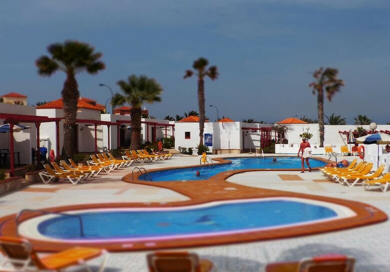 Apartamentos Bungalows Castillo Beach