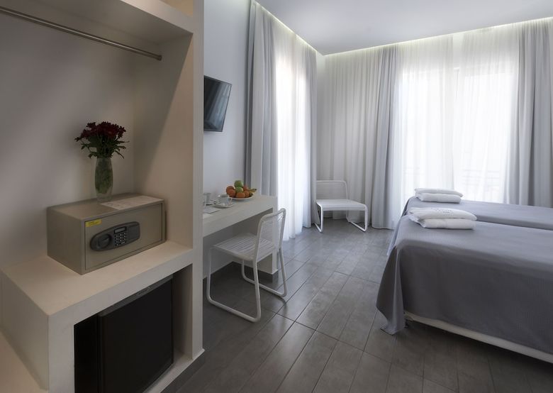 Hotel Carolina
