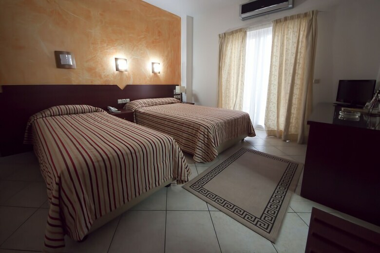 Life Boutique Hotel