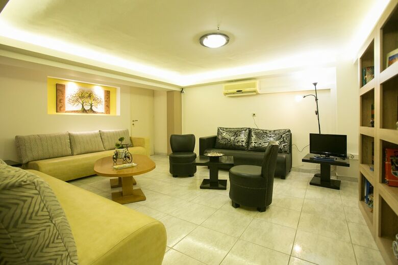 Life Boutique Hotel