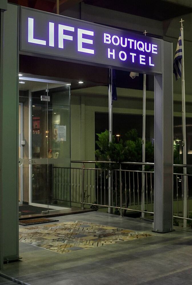 Life Boutique Hotel