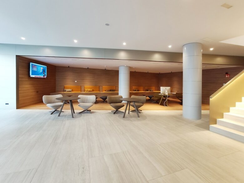 Hotel Macia Sevilla Kubb