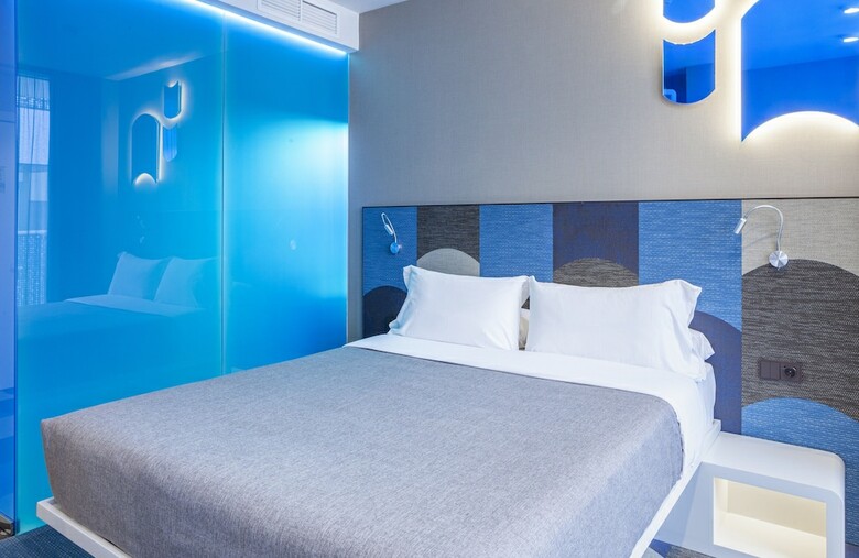 Hotel Macia Sevilla Kubb