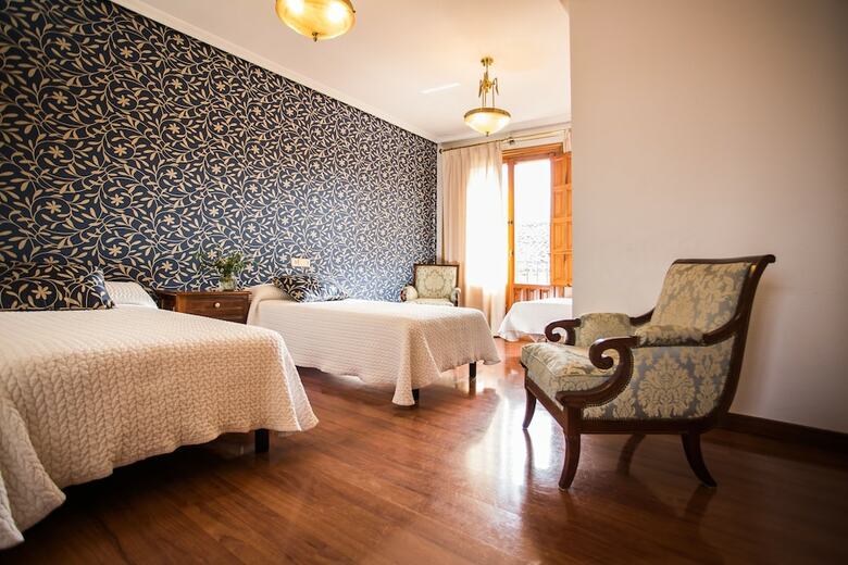 Hotel II Virrey