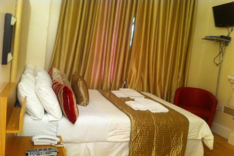 Abc Hyde Park Hotel
