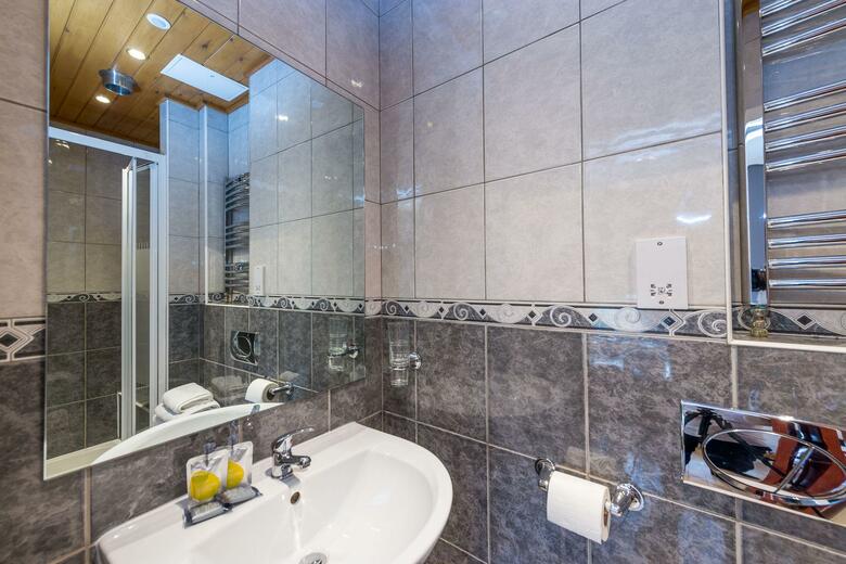 Adria Hotel