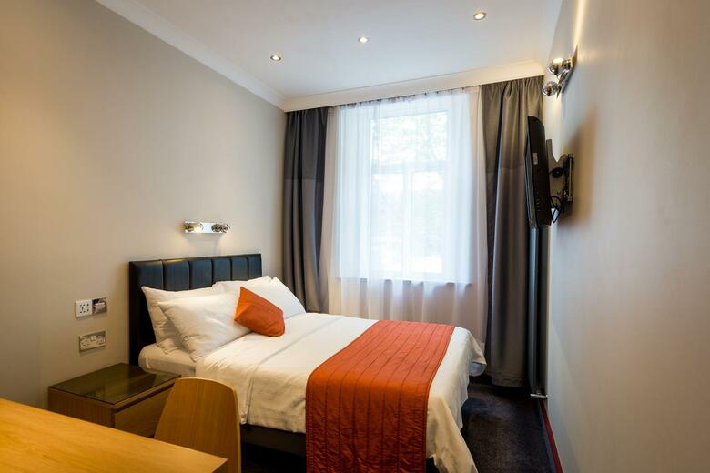Adria Hotel