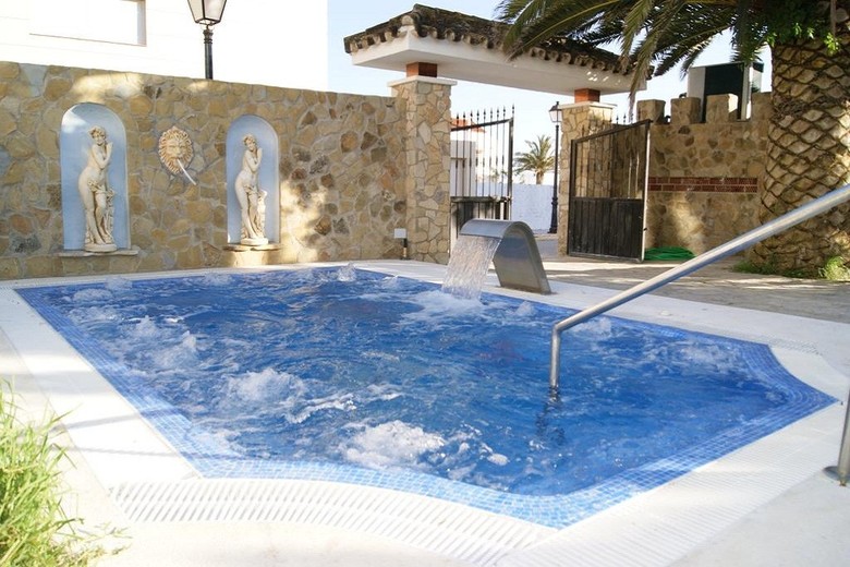 Hotel Pozo Del Duque