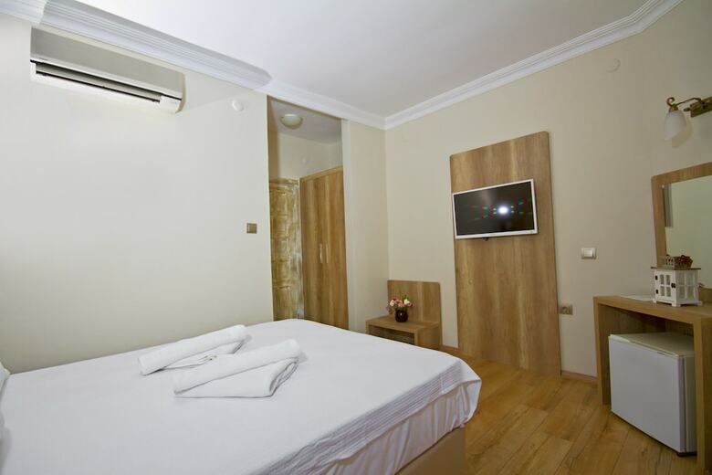Red Lion Hotel