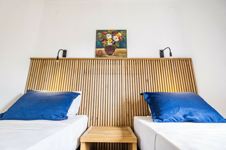 Red Lion Hotel