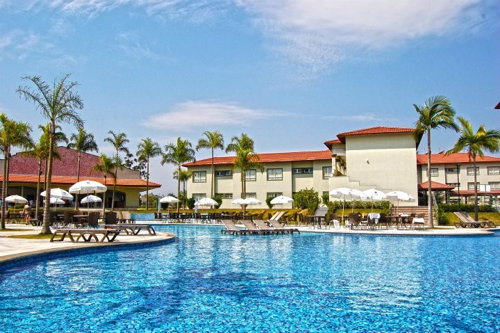 Tau� Hotel & Convention