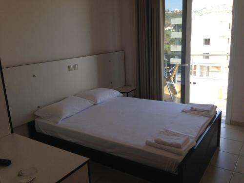 Rondos Hotel